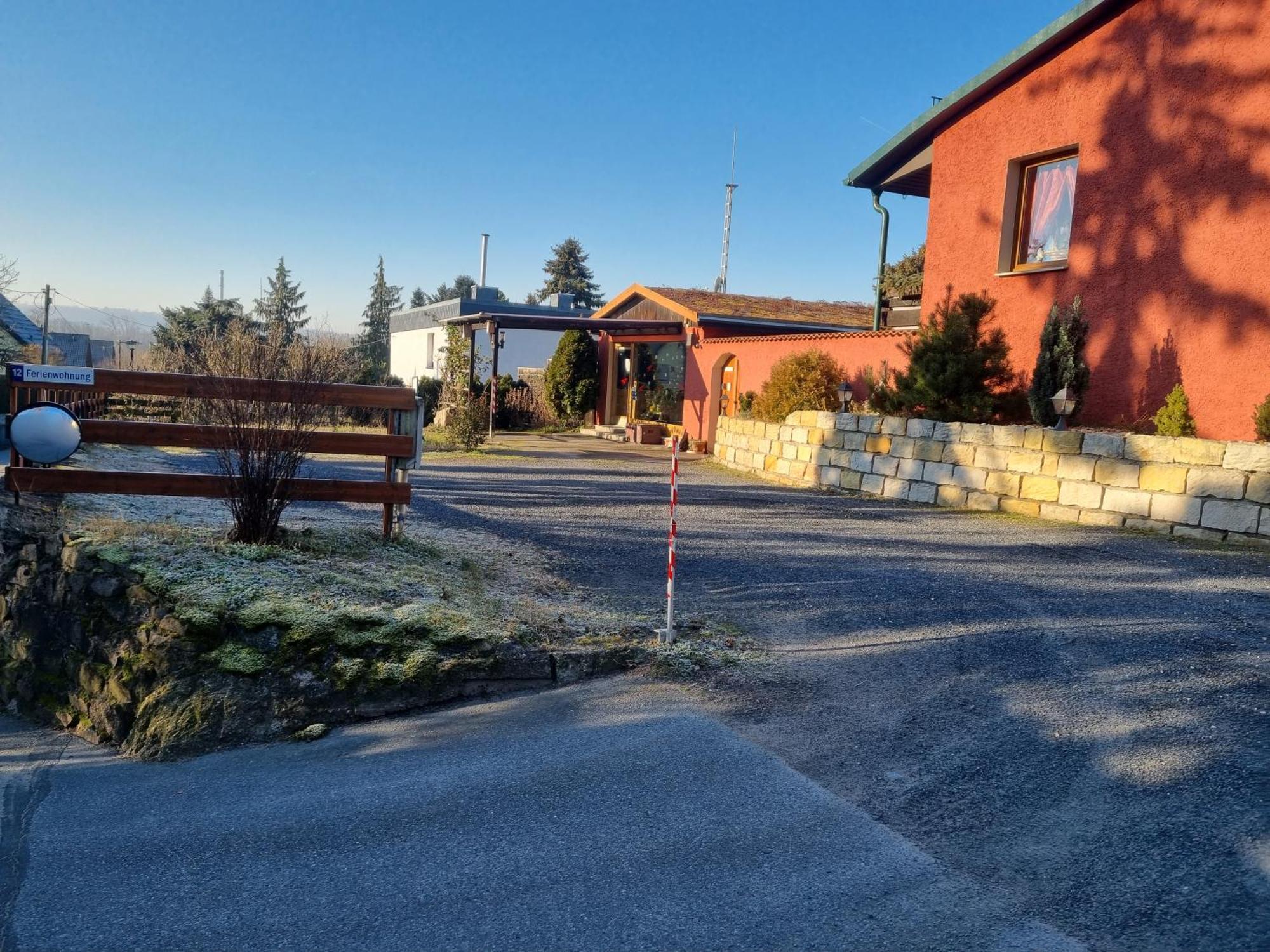 Ferienwohnung Am Hausberg In Radebeul Exterior foto